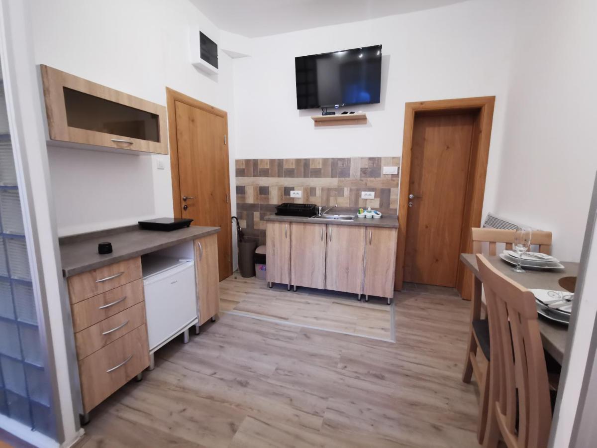 Apartments Take A Break Novi Sad Ngoại thất bức ảnh